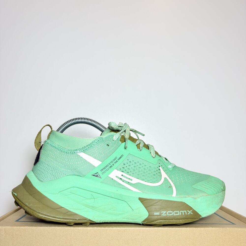 Nike ZoomX Zegama Trail Green Mens Size 8.5 Running Shoes Hiking Sneakers Used